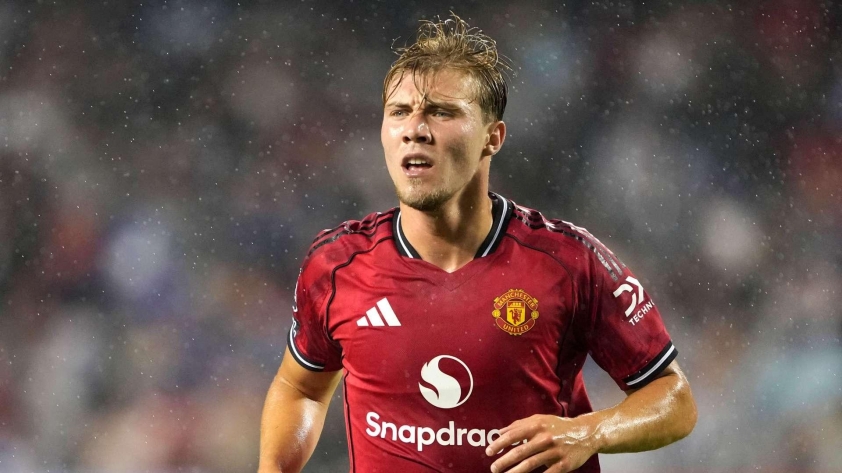 McTominay gọi điện thúc giục đồng đội cũ chia tay MU 691432