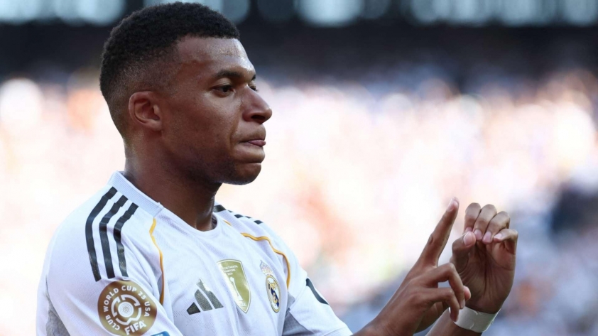 Mbappe gửi  704310