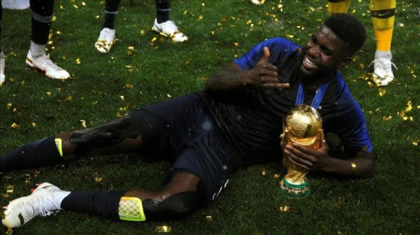 CHÍNH THỨC: Nhà vô địch World Cup giải nghệ ở tuỏi 31 705151