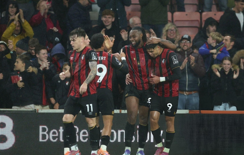 Ngựa ô thách thức Big Six: Bournemouth, Sunderland và Crystal Palace bay cao 716041