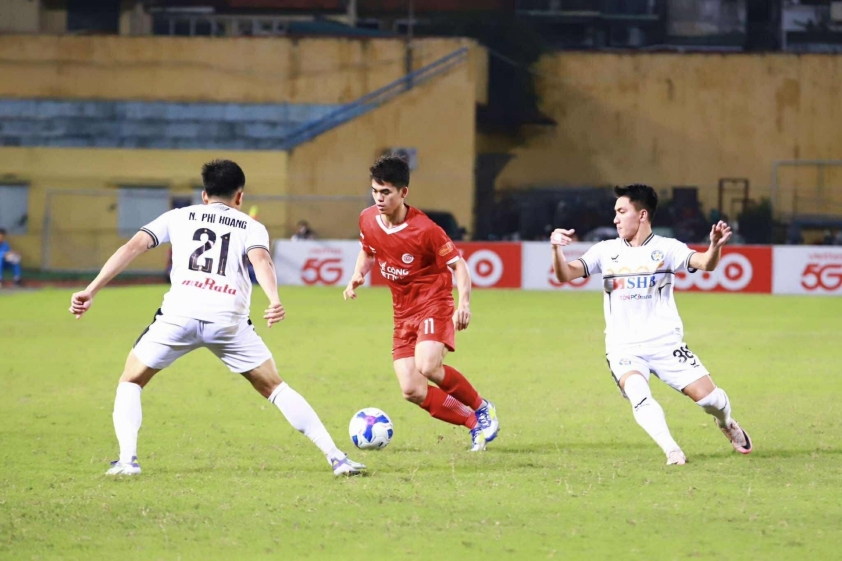 Trực tiếp Viettel 0-1 Đà Nẵng: Đà Nẵng tạo bất ngờ 725555