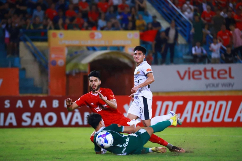 Trực tiếp Viettel 0-1 Đà Nẵng: Bàn thắng bất ngờ 725533