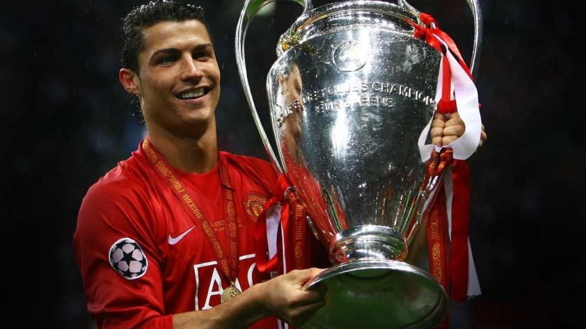 Ronaldo xứng đáng được MU vinh danh 726666