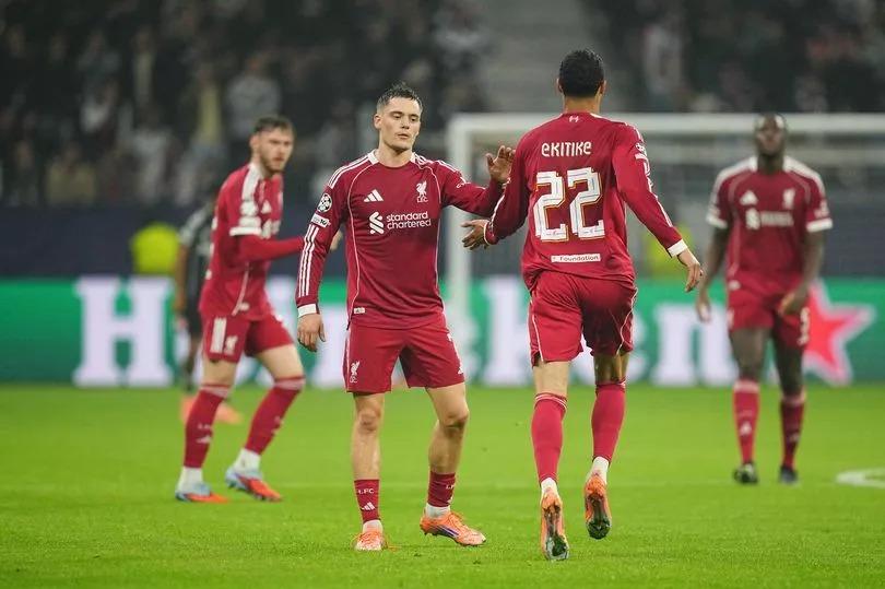 Hé lộ cầu thủ xuất sắc và không thể thay thế trong đội hình Liverpool 726944