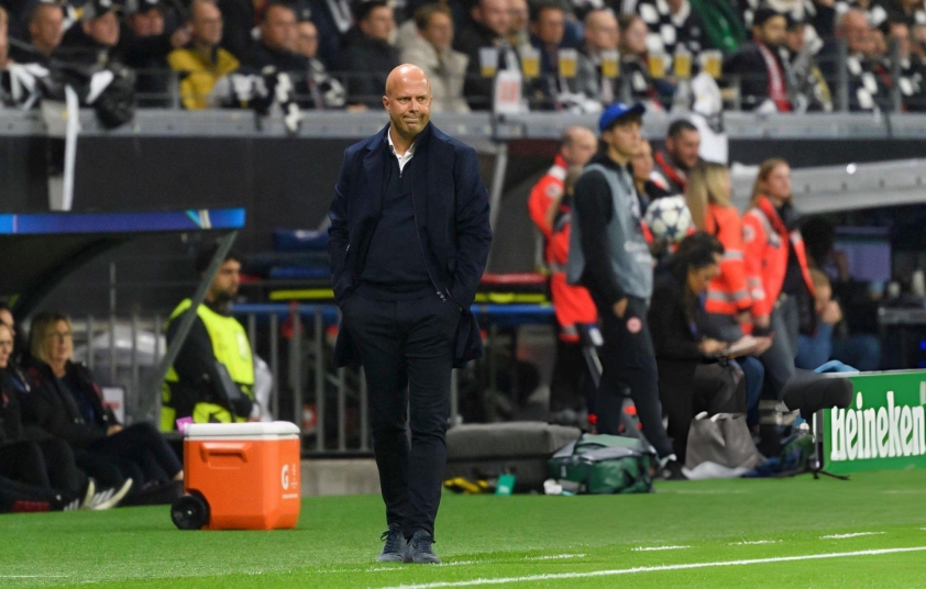 Bom tấn 125 triệu chấn thương, HLV Liverpool lo lắng 726933