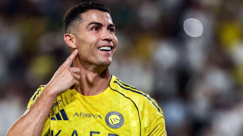 Ronaldo thiết lập kỷ lục mới và gửi thông điệp mạnh mẽ 4 Ronaldo gửi thông điệp mạnh mẽ sau khi ghi bàn thứ 950 trong sự nghiệp
