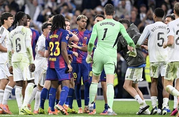 "Không thi đấu, Barca vẫn bảo vệ Yamal giữa cơn hỗn loạn" 4 Không thi đấu, sao Barca vẫn bảo vệ Yamal giữa cuộc hỗn chiến 729347