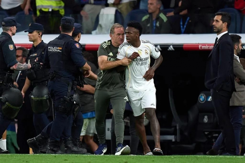 Vinicius rời Real Madrid, có khả năng gia nhập 'ông kẹ châu Âu' 4 Rời Real Madrid, Vinicius có thể gia nhập 'ông lớn châu Âu' 730792