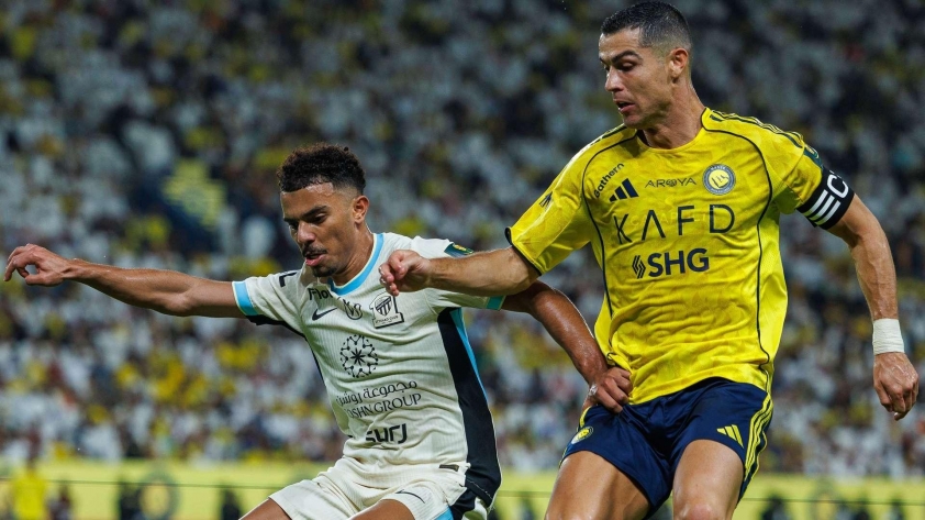 Ronaldo nói gì sau khi thua Benzema? 4 GettyImages-2243389317