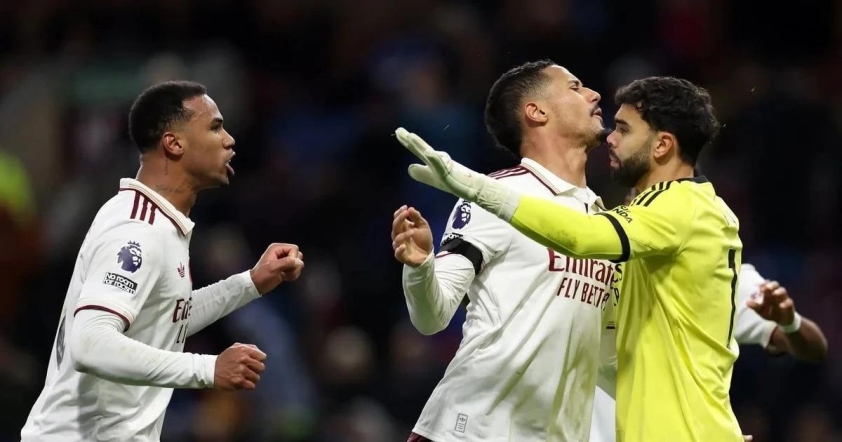 Pep Guardiola: 'Hy vọng Arsenal sẽ có ngày bị thủng lưới' 7 Pep Guardiola: 'Hy vọng vào một ngày nào đó Arsenal có thể thủng lưới ' 733771