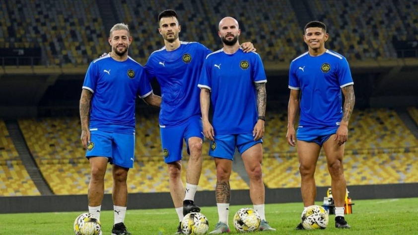 Bị FIFA phũ phàng, Malaysia lộ bước đi táo bạo cứu 7 cầu thủ nhập tịch 734079