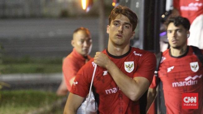 "Indonesia triệu tập 'sát thủ' nhập tịch Hà Lan cho SEA Games" 4 Indonesia gọi 'sát thủ' nhập tịch Hà Lan mới toanh để đá tại SEA Games 736752