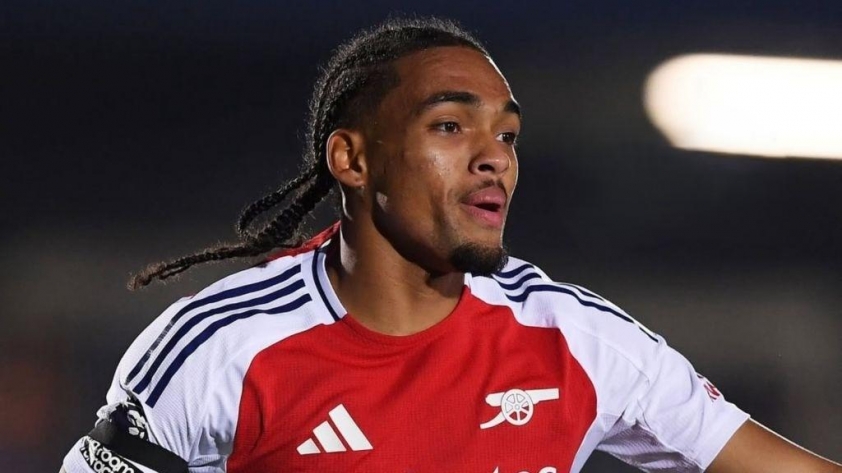 Cựu sao Arsenal bày tỏ tình yêu đặc biệt dành cho Malaysia 4 Arsenal-Robinson