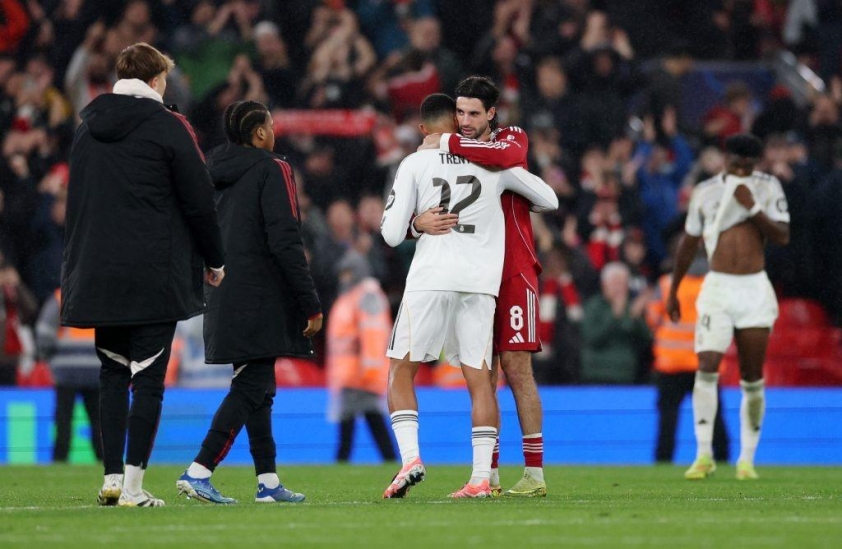 Real Madrid chi mạnh tay để chiêu mộ "nhạc trưởng" của Liverpool 5 Real Madrid chi đậm quyết tâm chiêu mộ nhạc trưởng Liverpool 739845