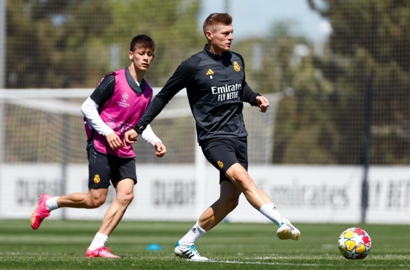 Toni Kroos nhận xét thẳng về Arda Güler