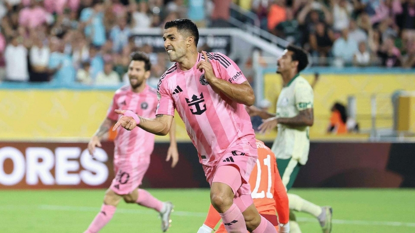 Bạn thân Messi thừa nhận kỷ luật không tốt trong đội bóng 4 Suarez