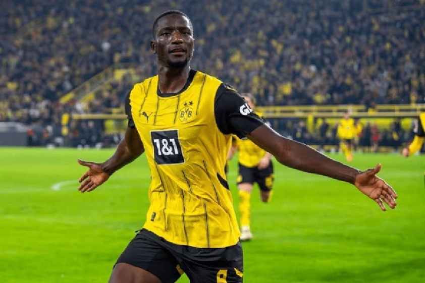 Chuyển nhượng MU 1/12: Đại tu tuyển giữa; Săn đón 'cỗ máy ghi bàn' 751138