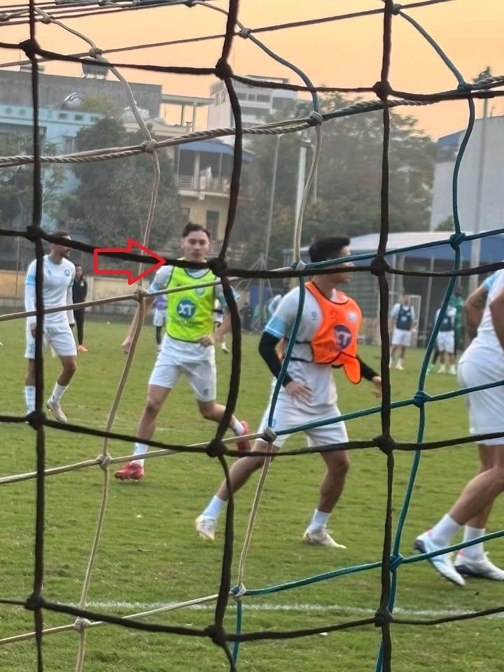 Việt kiều Pháp sẽ là đồng đội của Xuân Sơn? 4 622829005_1480913164037521_60963