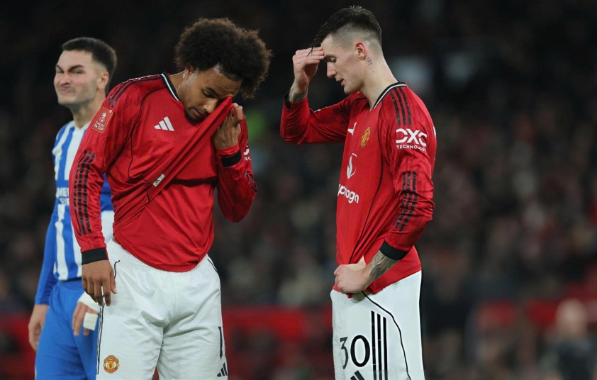 Huyền thoại khuyên tiền đạo chia tay MU để làm lại sự nghiệp 791079