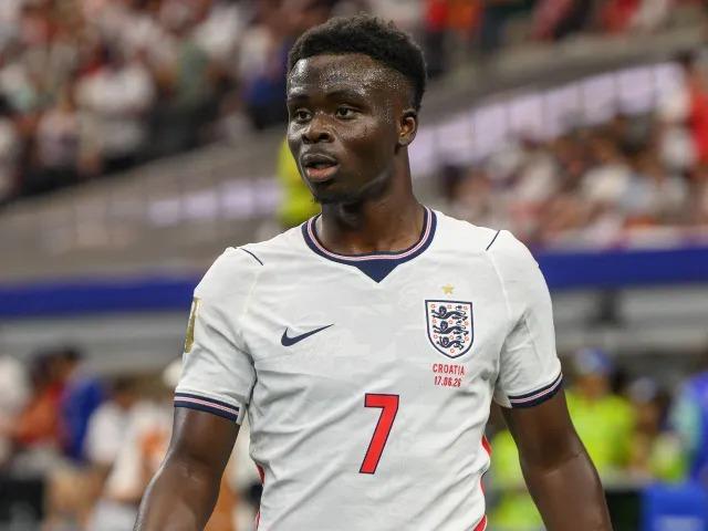 https___sportsmole-media-prod.s3.gra.io.cloud.ovh.net_uploads_2026_06_saka-england-6a348238e9e3a410616172