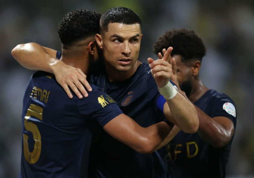 'Bán hành' tại Trung Đông, Ronaldo chốt hợp đồng lịch sử mới với Al Nassr 362906