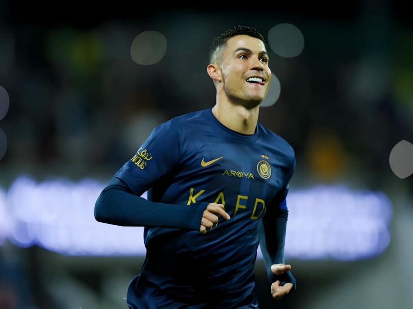 Ronaldo lập hattrick, Al Nassr thắng cách biệt 8 bàn tại Saudi Pro League 435110