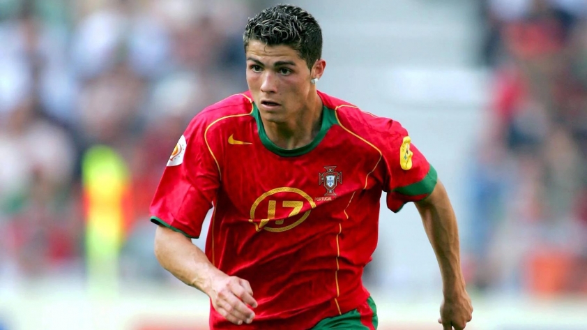 CHÍNH THỨC: Ronaldo ghi tên vào lịch sử Euro 483294