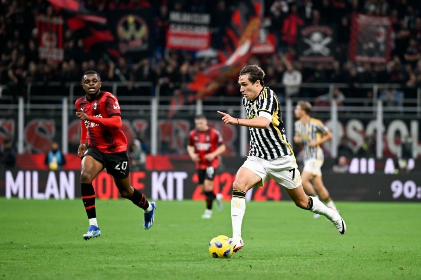 Bước ngoặt thẻ đỏ, Juventus vang ca khải hoàn trong trận cầu tâm điểm vòng 9 Serie A 344918