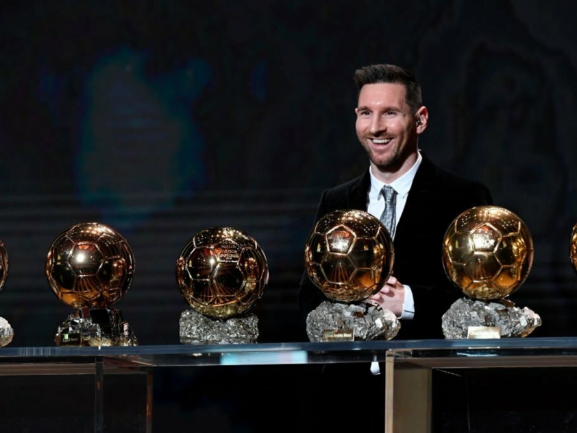Bóng Vàng chưa đủ, Lionel Messi sẽ nhận danh hiệu đỉnh cao '30 năm mới có 1 lần'? 349056