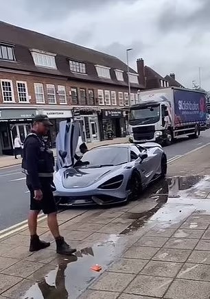 Rashford thoát khỏi án phạt vì có hành động kịp thời 353091