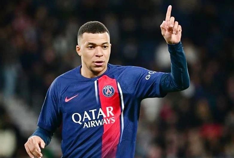 Nóng: Tiết lộ vị trí Mbappe sẽ chơi nếu gia nhập Real Madrid - ảnh 2