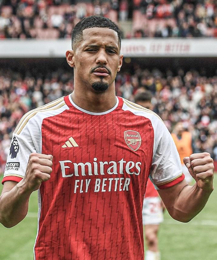 William Saliba lập kỷ lục vô tiền khoáng hậu trong màu áo Arsenal 514818