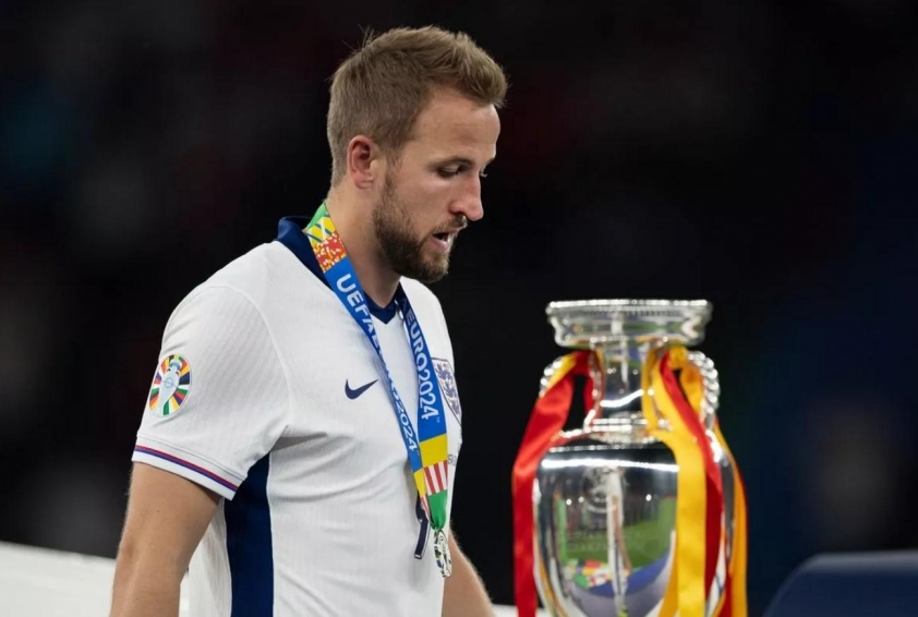 Harry Kane: 'Cristiano Ronaldo là chuẩn mực của tôi'-524174