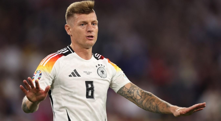 Kroos chế giễu vụ : 'Họ mất 3 tháng để nhận ra, chúng tôi chỉ cần 1 giây'-532739