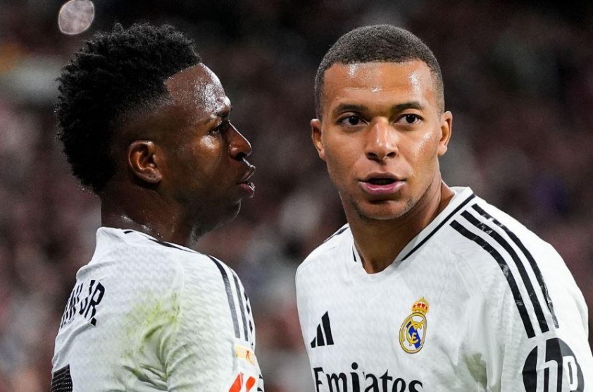 HLV Ancelotti tố Mbappe thiếu nỗ lực phòng ngự, khiến Real Madrid sa sút