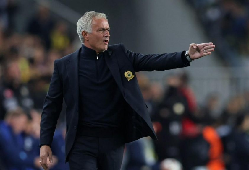 Mourinho dính vào -652009