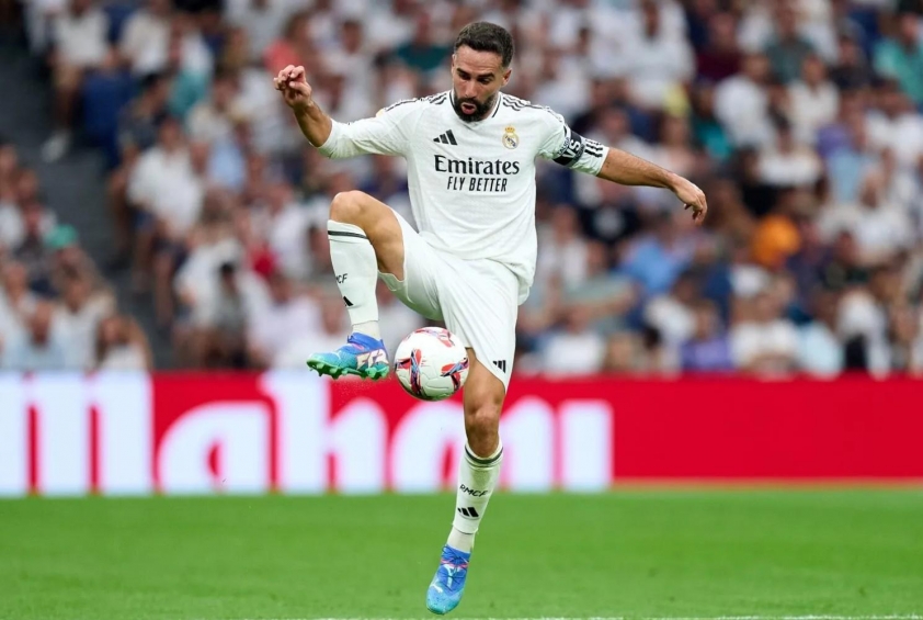 Vinicius chưa rõ tương lai, Real Madrid vội ký 3 hợp đồng mới-674422