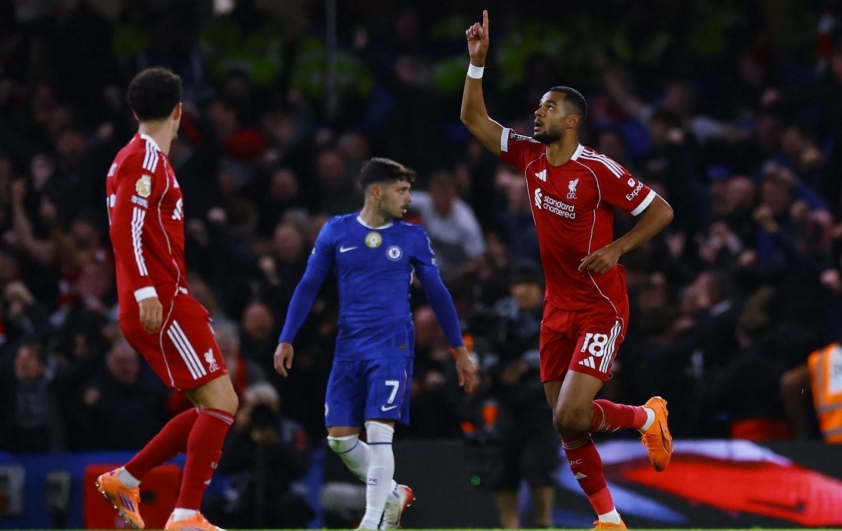 Gakpo ghi bàn gỡ hoà cho Liverpool