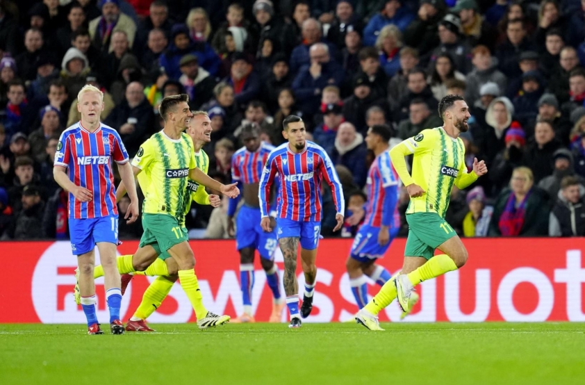 Kết quả cúp C3 hôm nay 24/10: Crystal Palace thua sốc; Dzeko lập kỷ lục giúp Fiorentina thắng đậm-727603