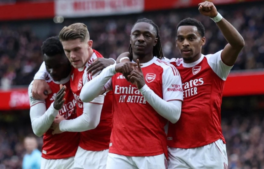 Eze tỏa sáng, Pháo thủ vững vàng ngôi đầu Ngoại hạng Anh 3 Trực tiếp Arsenal 1-0 Crystal Palace: Pháo thủ ép sân-729175