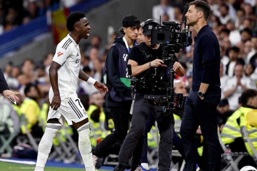 Vinicius không ngại chỉ trích Xabi Alonso trực diện 4 6