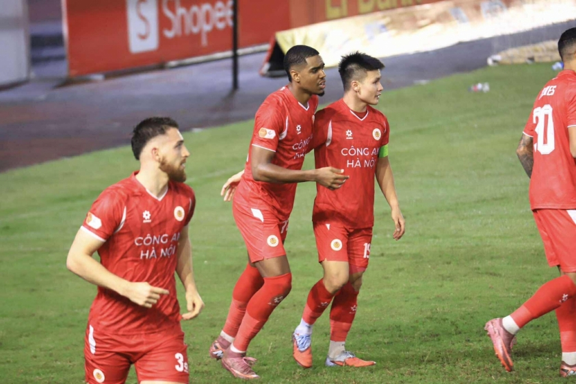 Alan tỏa sáng, CAHN dễ dàng thắng PVF CAND giữ mạch bất bại 10 Trực tiếp CAHN 1-0 PVF CAND: Alan lập công-732331