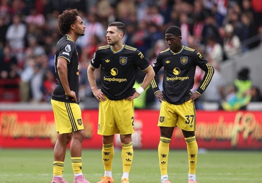 Ruben Amorim: 'Nhiều cầu thủ sẽ rời MU sau 2 tháng tới' 5 2