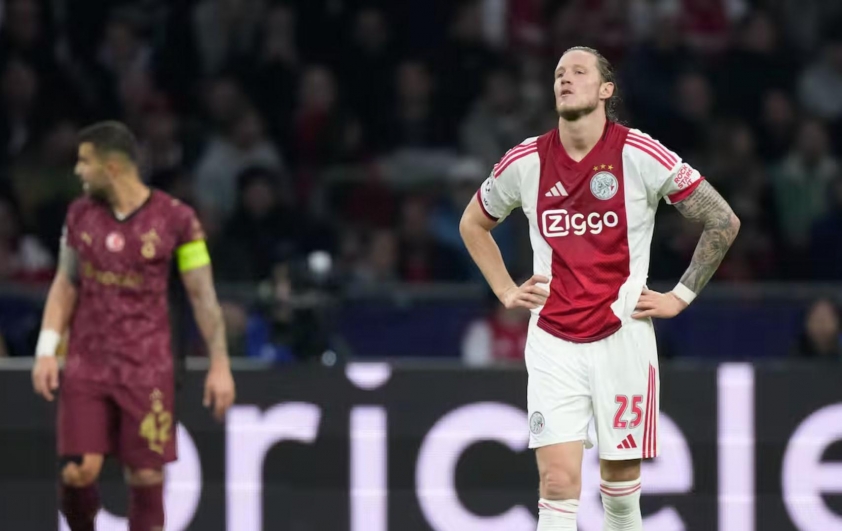 Ông lớn châu Âu chính thức sa thải HLV 4 5