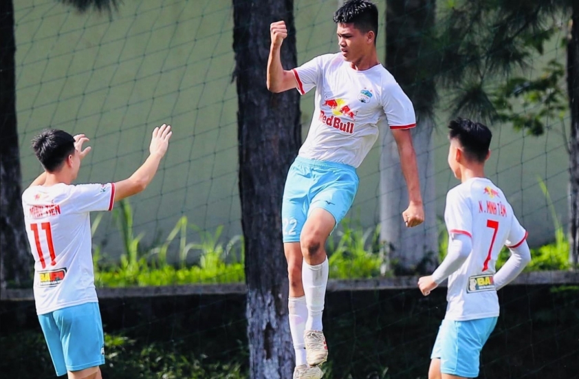 Trung Quốc 'khiếp vía' trước 'quái vật' 1m95 của bóng rổ Việt Nam 4 8