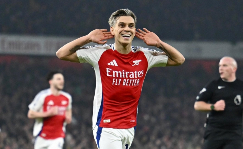 "Arsenal lập kỳ tích chưa từng có gần 40 năm sau chiến thắng Tottenham" 4 6