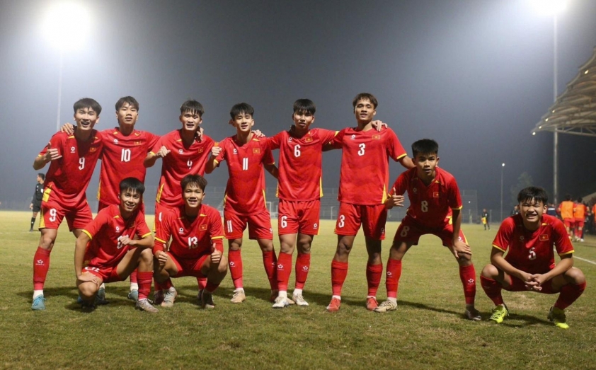 "CĐV Đông Nam Á bùng nổ niềm vui khi U17 Việt Nam vào Asian Cup" 7 6