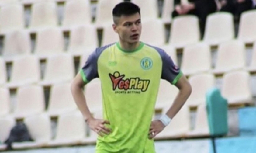 Tiền đạo Việt kiều  771436