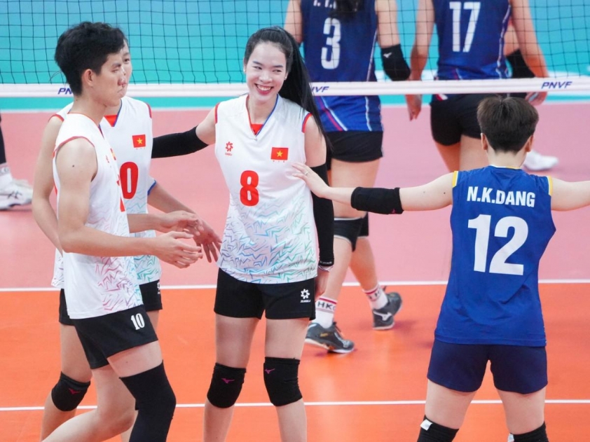 Bóng chuyền nữ Việt Nam vô địch AVC Challenge Cup 2024 471531