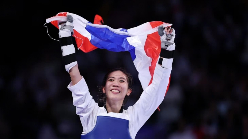 Trực tiếp Olympic 2024 hôm nay 8/8: Nguyễn Thị Hương vững chắc tay chèo 509980